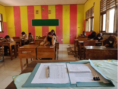 SPENSAPA UTS MENGGUNAKAN TABLET