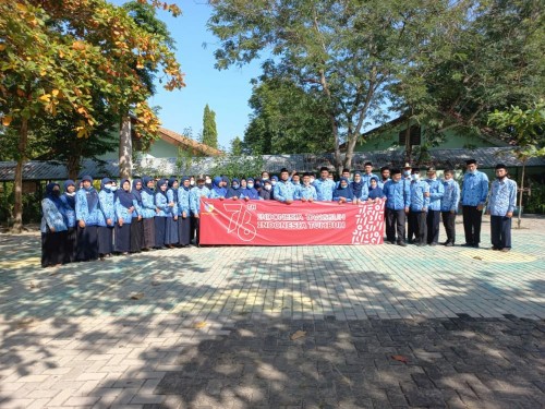 HUT KEMERDEKAAN RI DI SMP NEGERI 1 PARENGAN